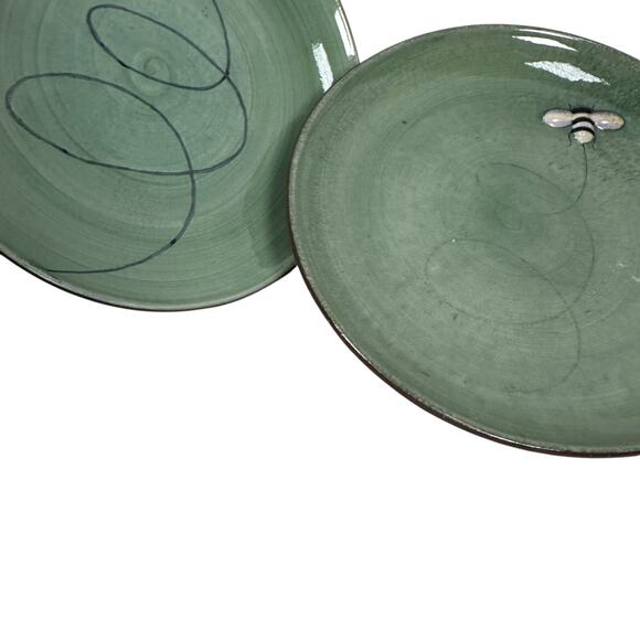 Pottery Barn Bumble Bee Embossed Salad Dessert Plates 8.5" Green Blue Lot of 4 - Picture 7 of 7